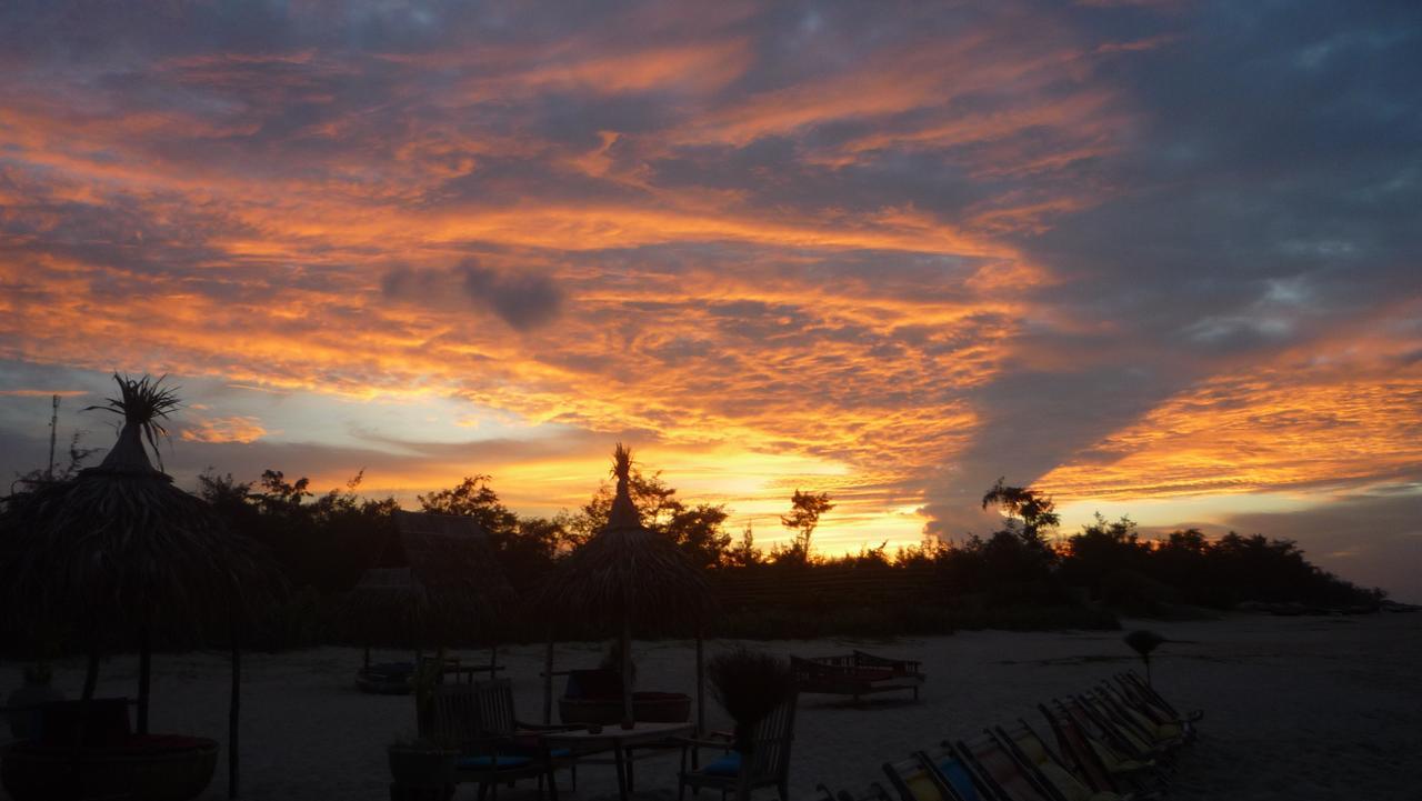 Beach Bar Hue Hostel מראה חיצוני תמונה